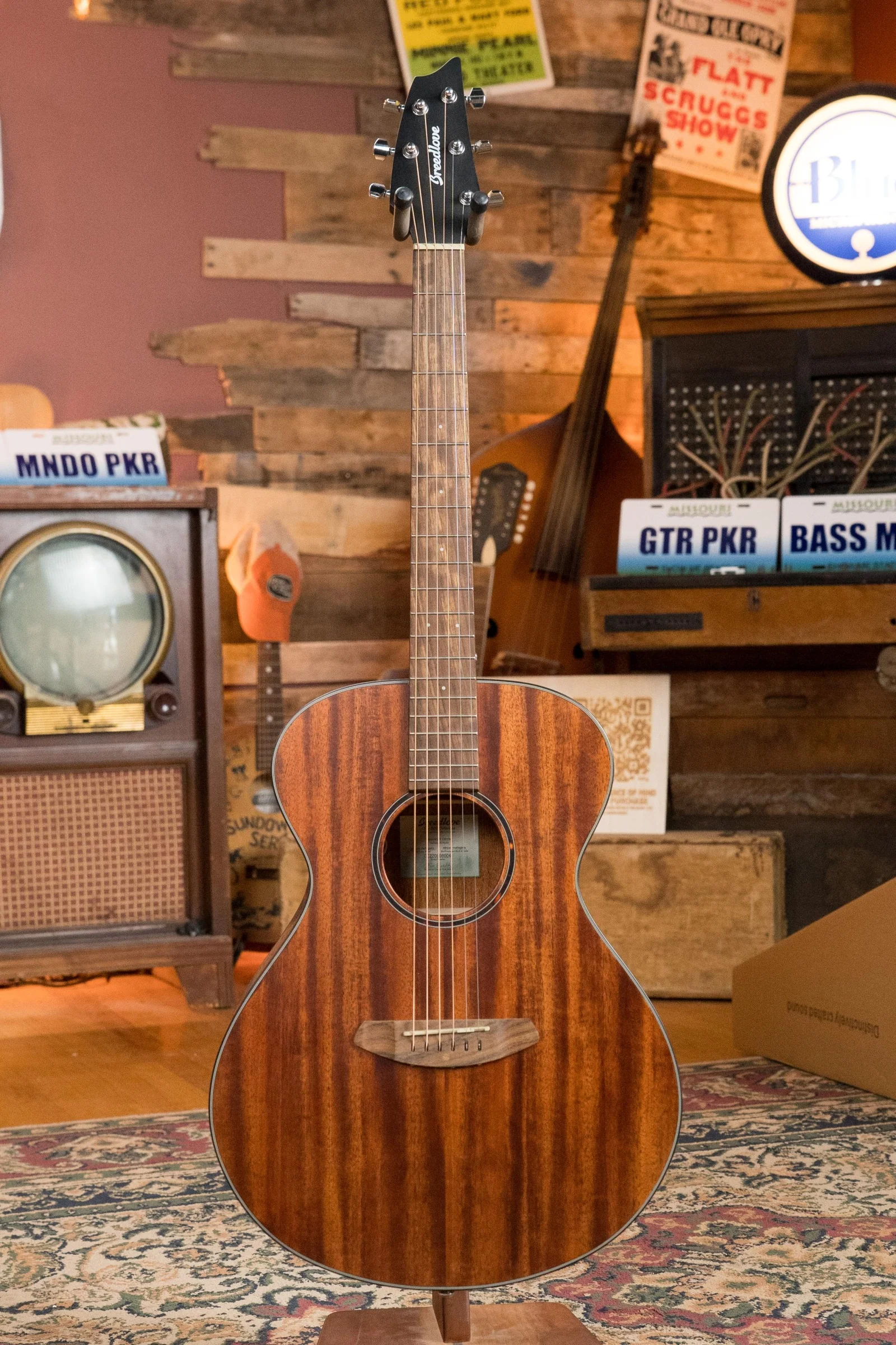 Breedlove Discovery Series All African Mahogany Concert Acoustic Guitar #8004 - Image 5