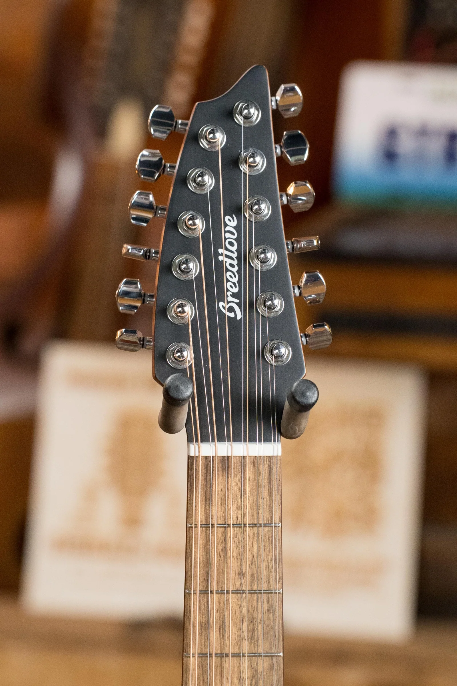 Breedlove Discovery Series Spruce/Mahogany Edgeburst 12 String Cutaway Concert Guitar w/Electronics #2028 - Image 7