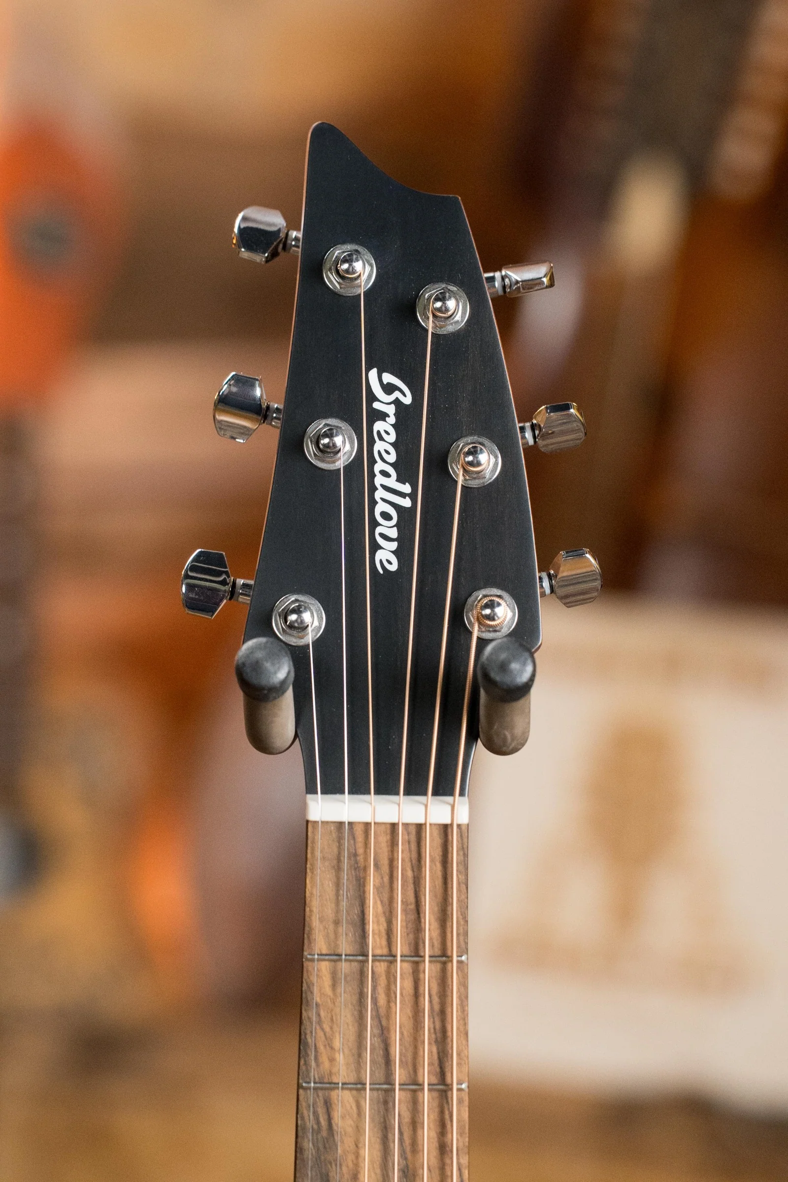 Breedlove Discovery Series Spruce/Mahogany Edgeburst Left-Handed Cutaway Concert Guitar w/Electronics #3846 - Image 8