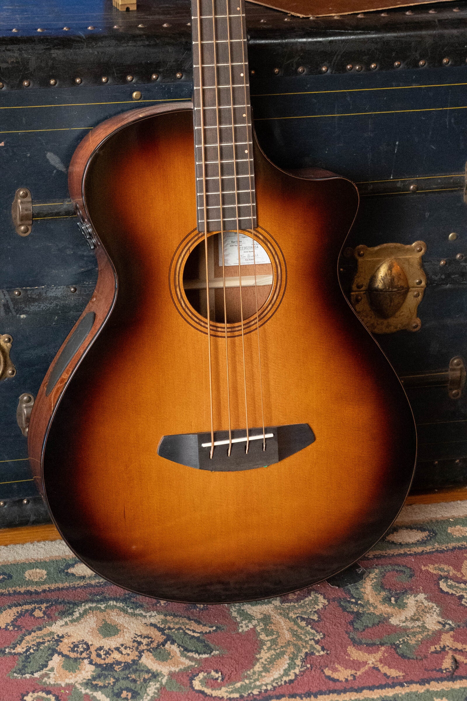 Breedlove Organic Solo Pro Concerto Red Cedar/African Mahogany Edgeburst Cutaway Acoustic Bass w/ Fishman Pickup #6054 - Image 5
