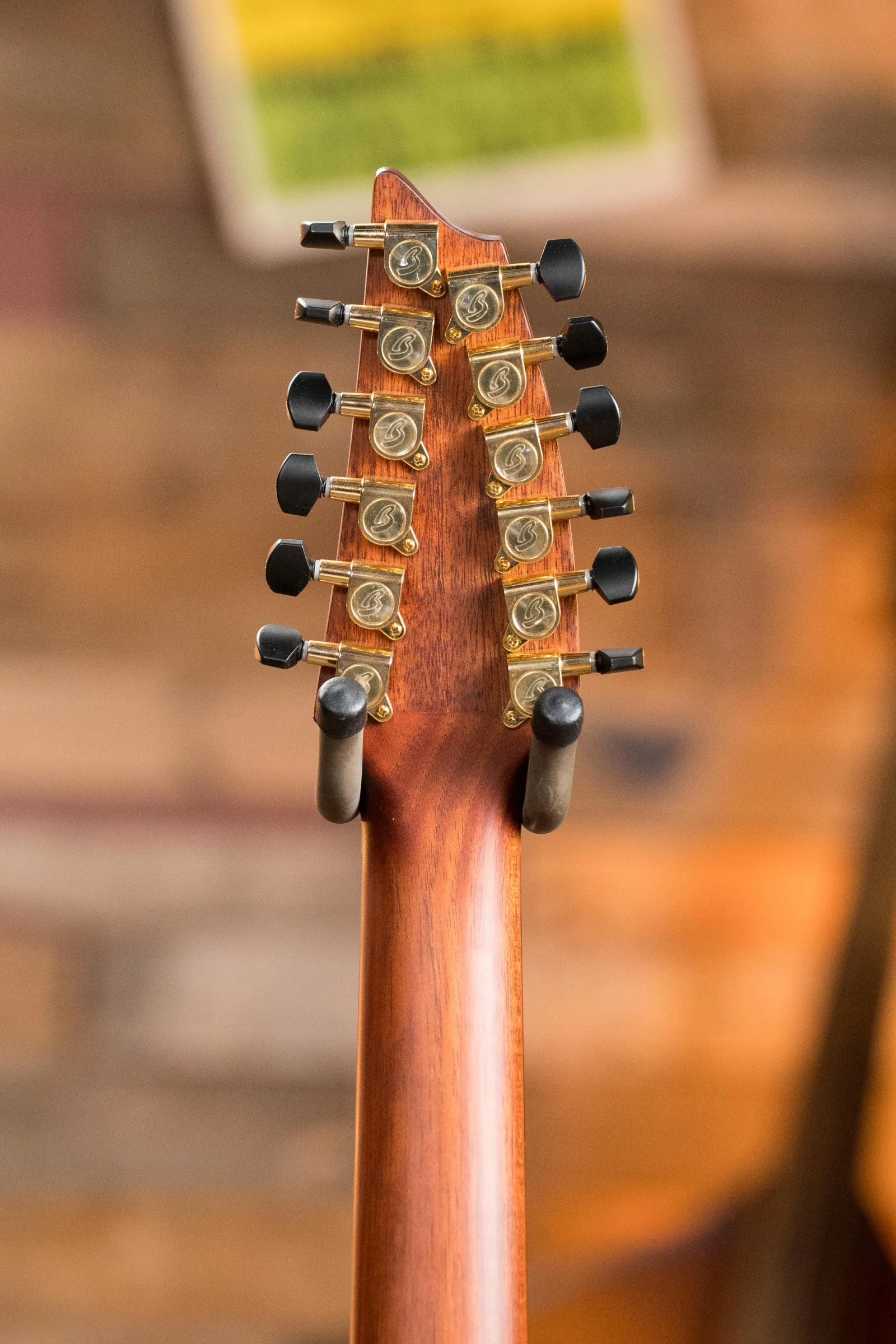 Breedlove Solo Pro Series Red Cedar/Mahogany Edgeburst Cutaway 12 String Concert Guitar w/Electronics #0432 - Image 12