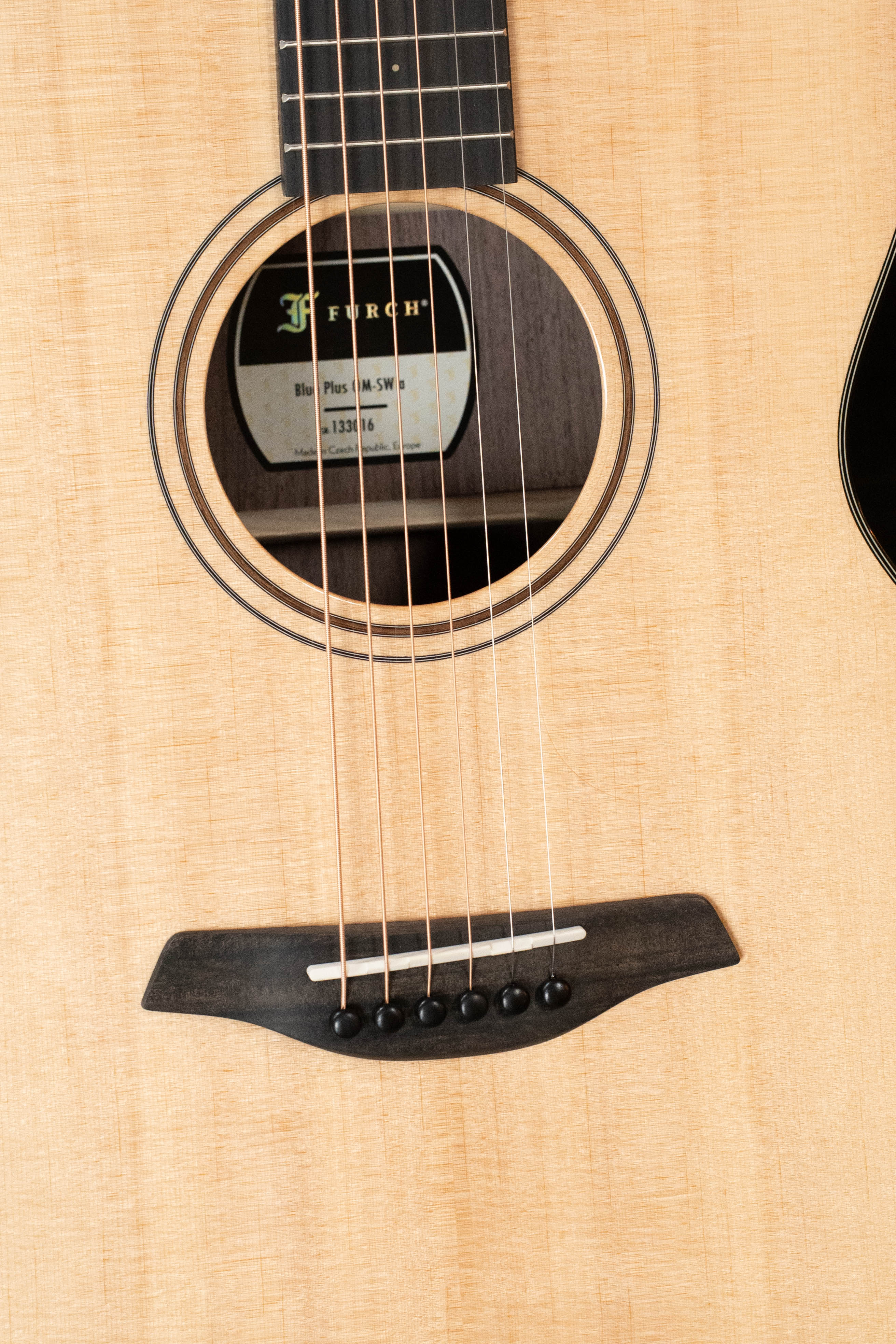Furch Blue Plus Orchestra Model Guitar Spruce/Walnut Grand Auditorium Cutaway Acoustic Guitar  #3016 - Image 3
