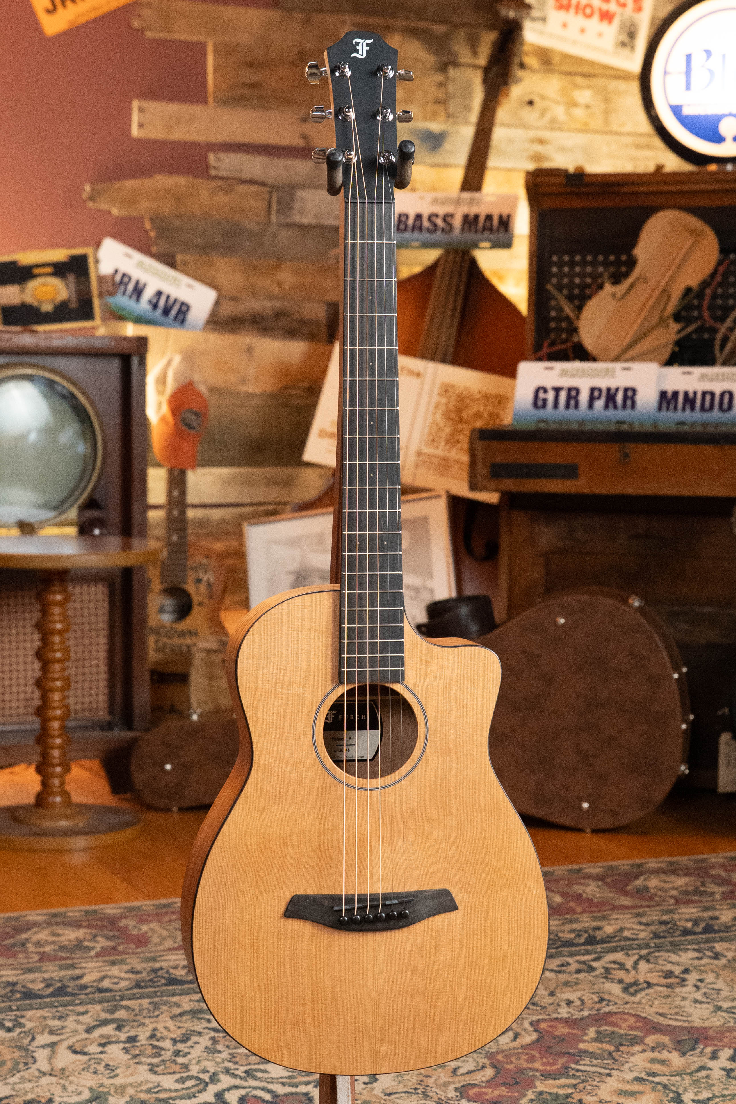 Furch Pioneer-CM Red Cedar/Mahogany Cutaway Travel Acoustic Guitar w/Soundport Boosters #0546 - Image 5