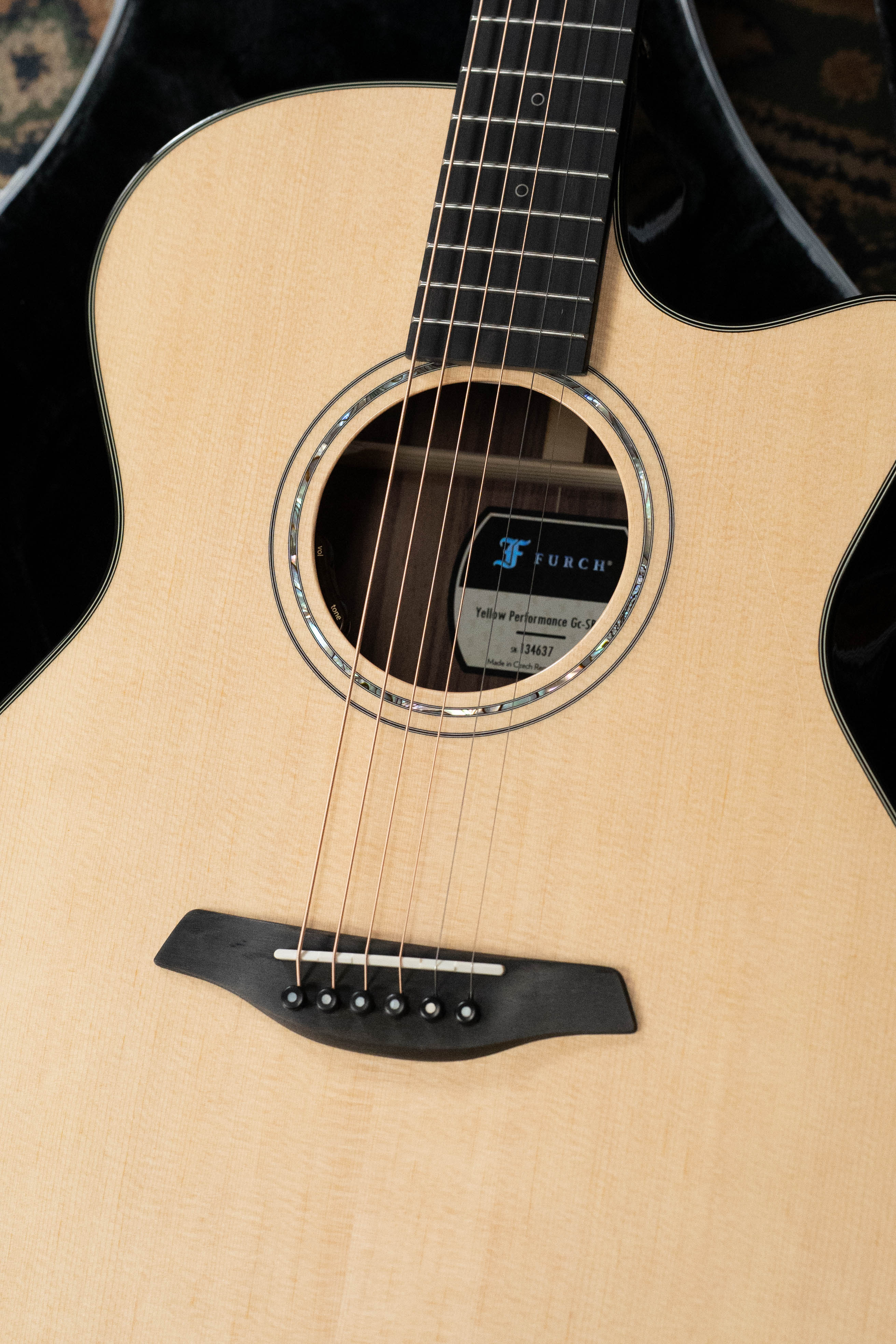 Furch Yellow Performance Gc-SR a Stika/Rosewood Grand Auditorium Cutaway Acoustic Guitar #4637 - Image 3