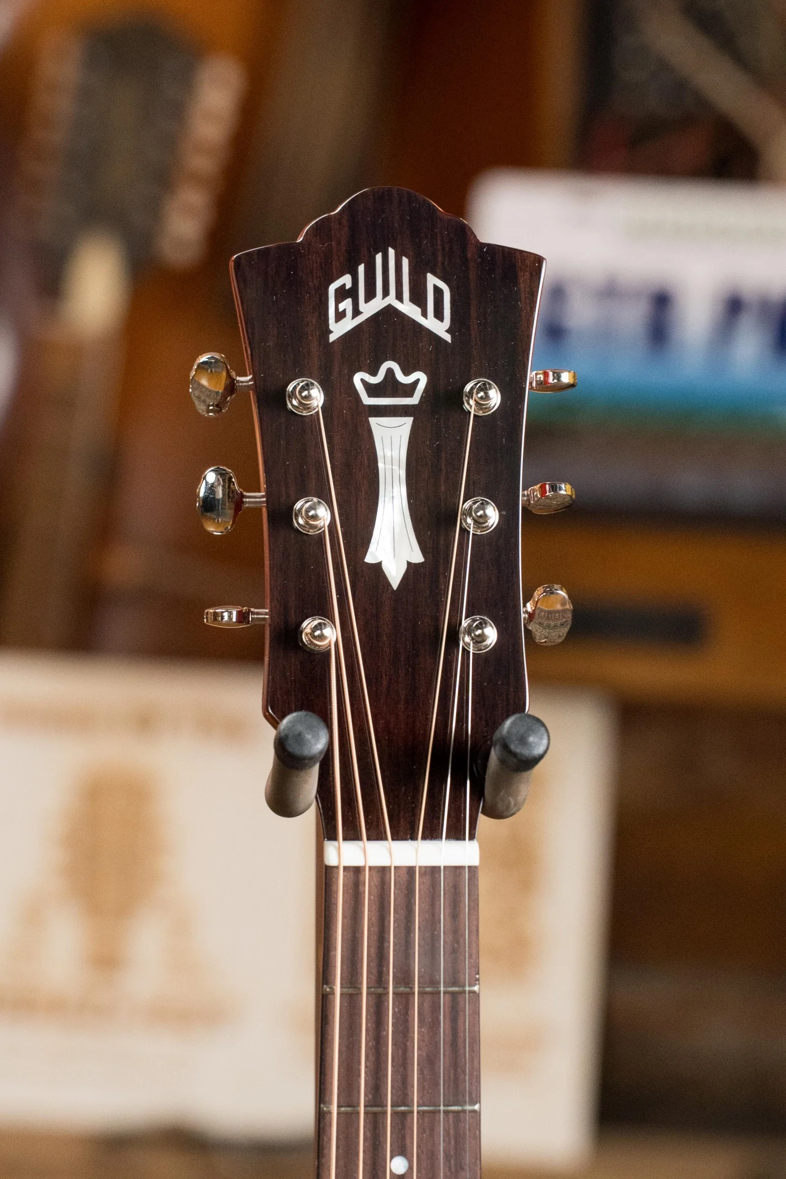 Guild D-140 Sitka/African Mahogany Cherry Burst Dreadnought Acoustic Guitar #4622 - Image 8