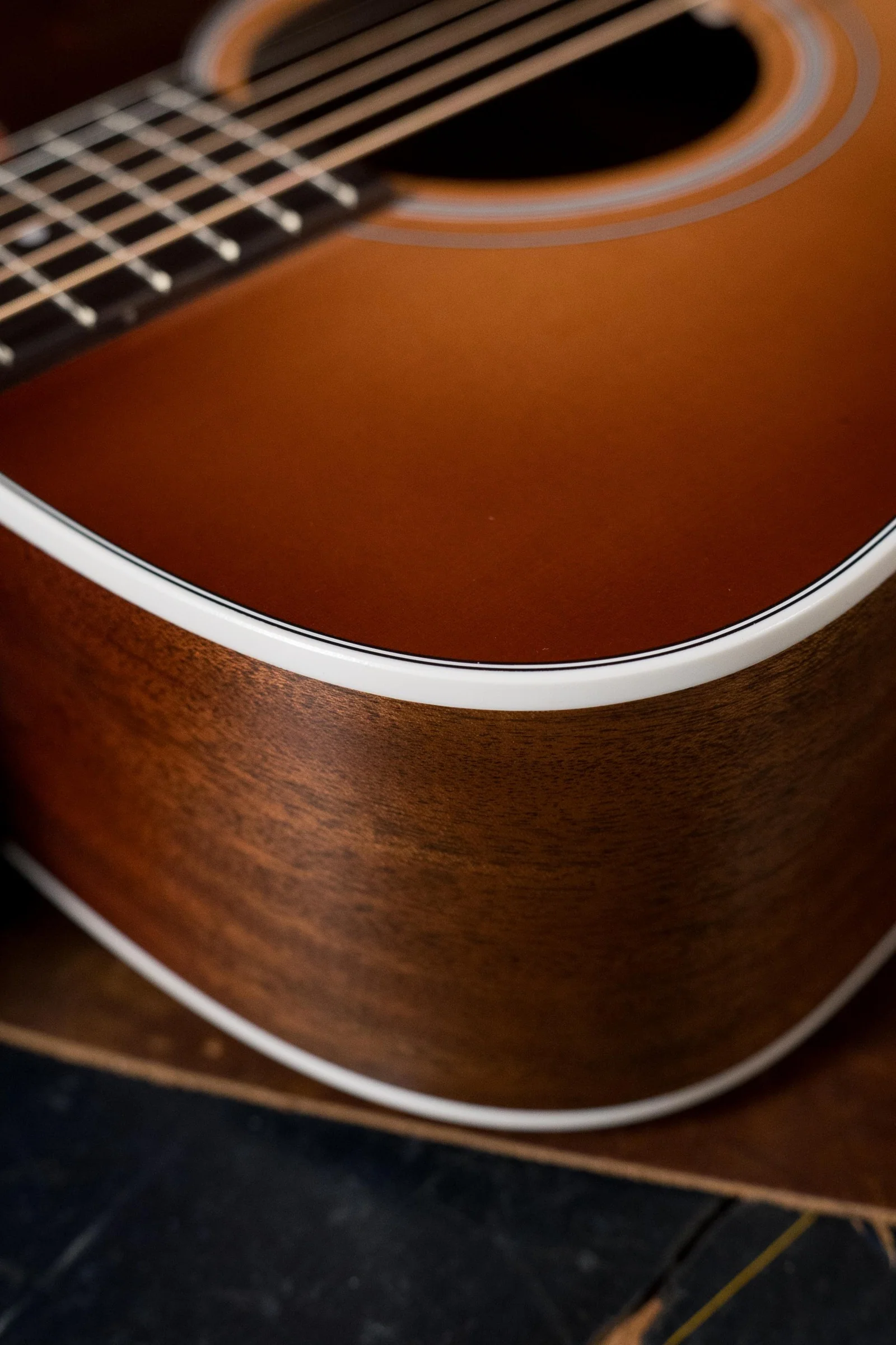 Guild D-40 Standard Sitka/Mahogany Pacific Sunset Burst Dreadnought Acoustic Guitar #0277 - Image 14