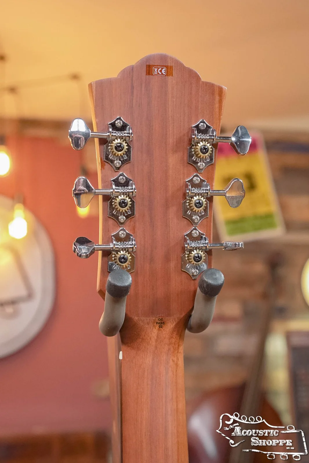 Guild F-240E Sitka/Mahogany Jumbo Natural Top Acoustic Guitar w/ Fishman Pickup #4694 - Image 9