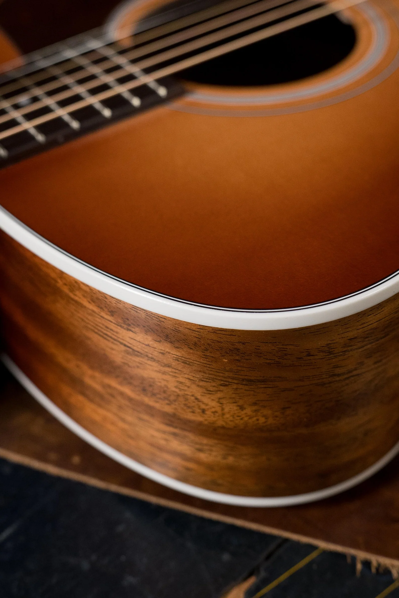 Guild F-40 Standard Sitka/Mahogany Pacific Sunset Burst Jumbo Acoustic Guitar #0068 - Image 14