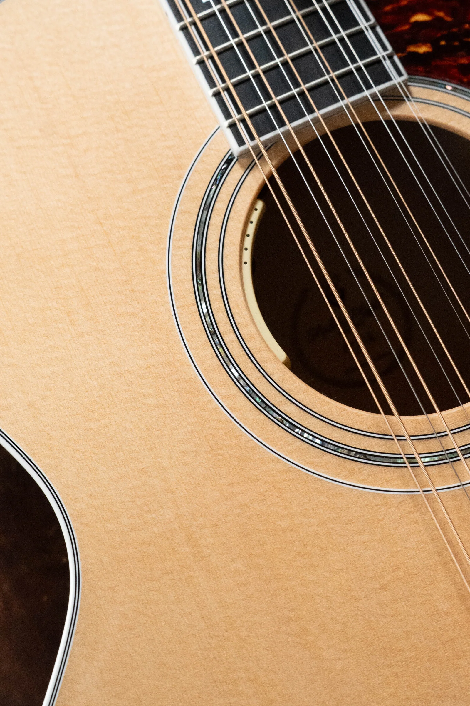 Guild F-512E Sitka/Flamed Maple 12 String Maple Blonde Jumbo Guitar w/LR Baggs Electronics #0556 - Image 18