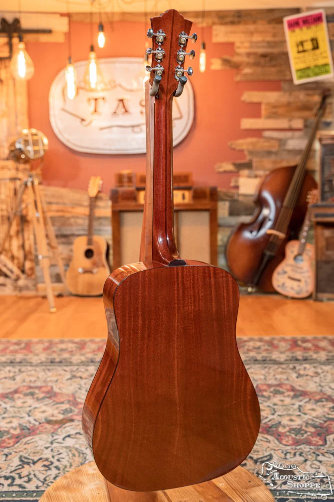 Guild USA D-40 Traditional Sitka Spruce/African Mahogany Natural Top Dreadnought #1106 - Image 7
