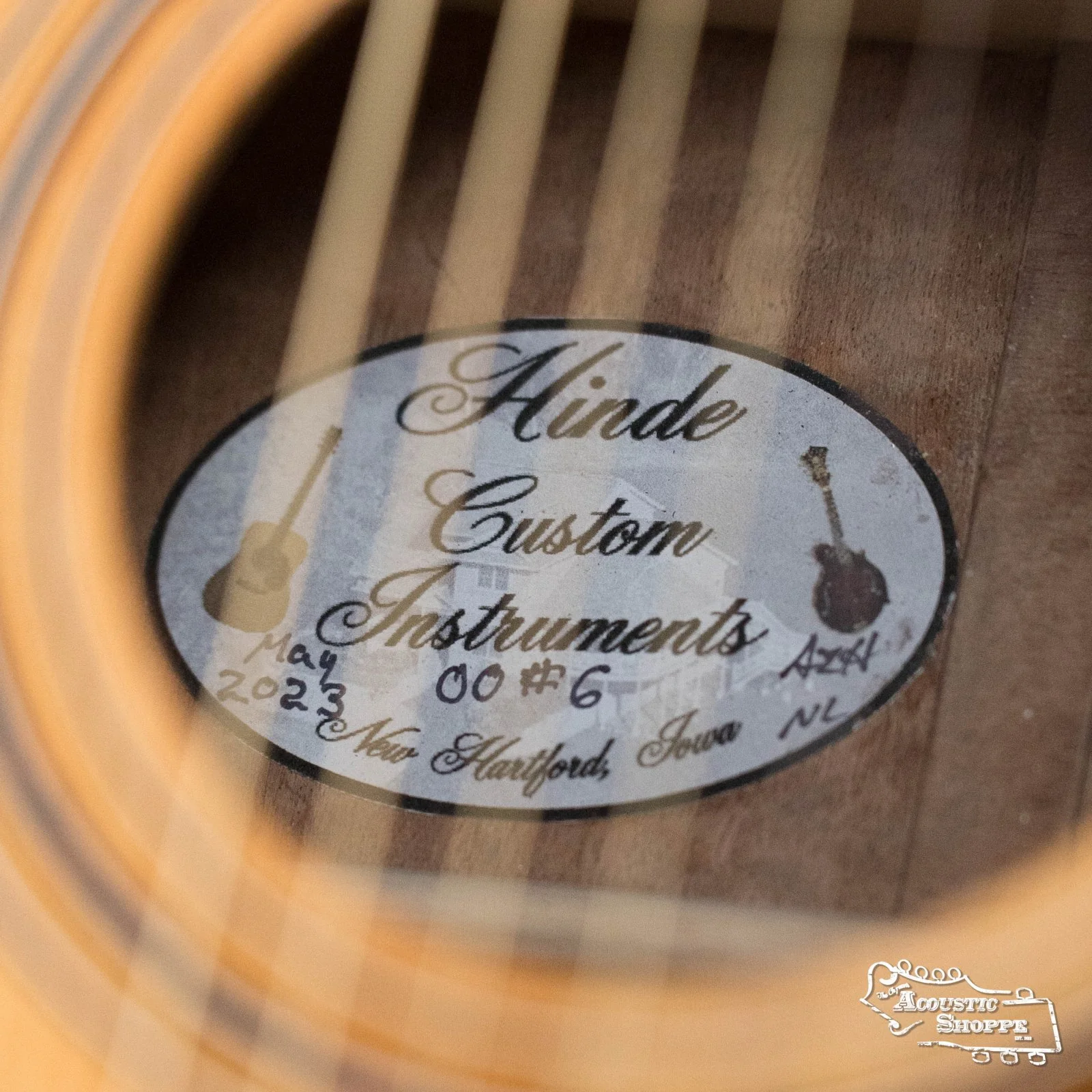 Hinde Adirondack/Quilted Sapele OO 14-Fret Acoustic Guitar #6 - Image 4