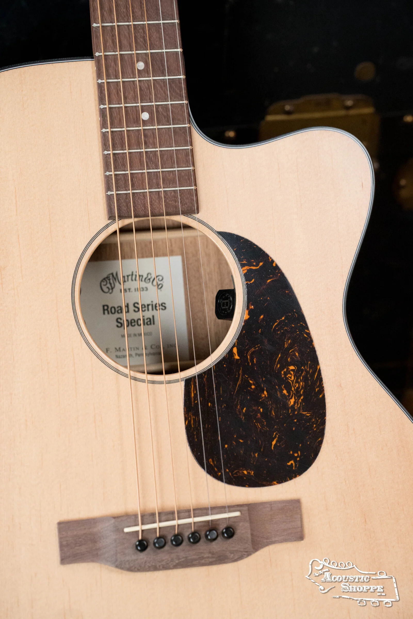 (Shop Worn) Martin *LIMITED Edition* OMC-10E Special Spruce/Sapele OOO Cutaway Guitar w/Martin E-1 Pickup #0078 - Image 3