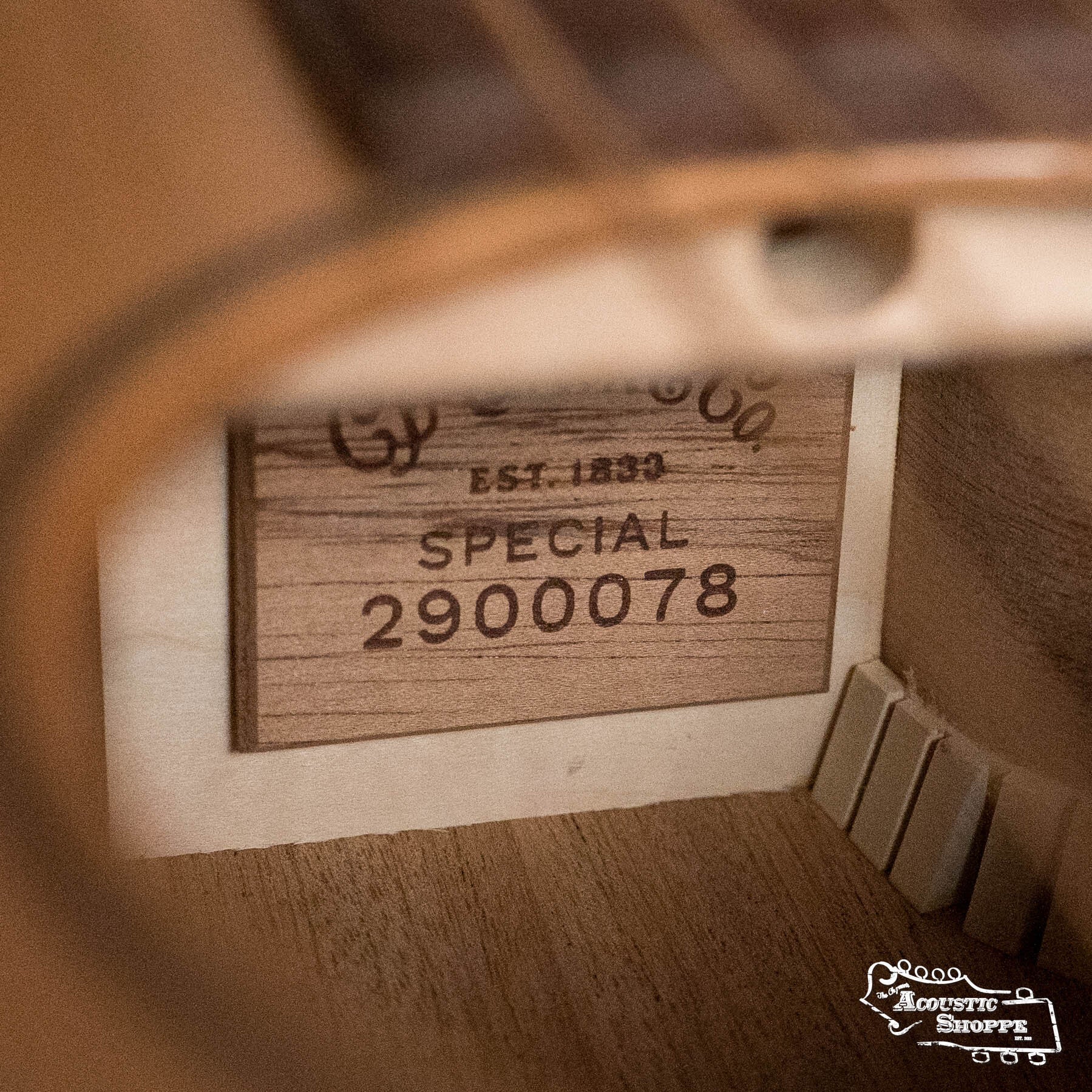 (Shop Worn) Martin *LIMITED Edition* OMC-10E Special Spruce/Sapele OOO Cutaway Guitar w/Martin E-1 Pickup #0078 - Image 5