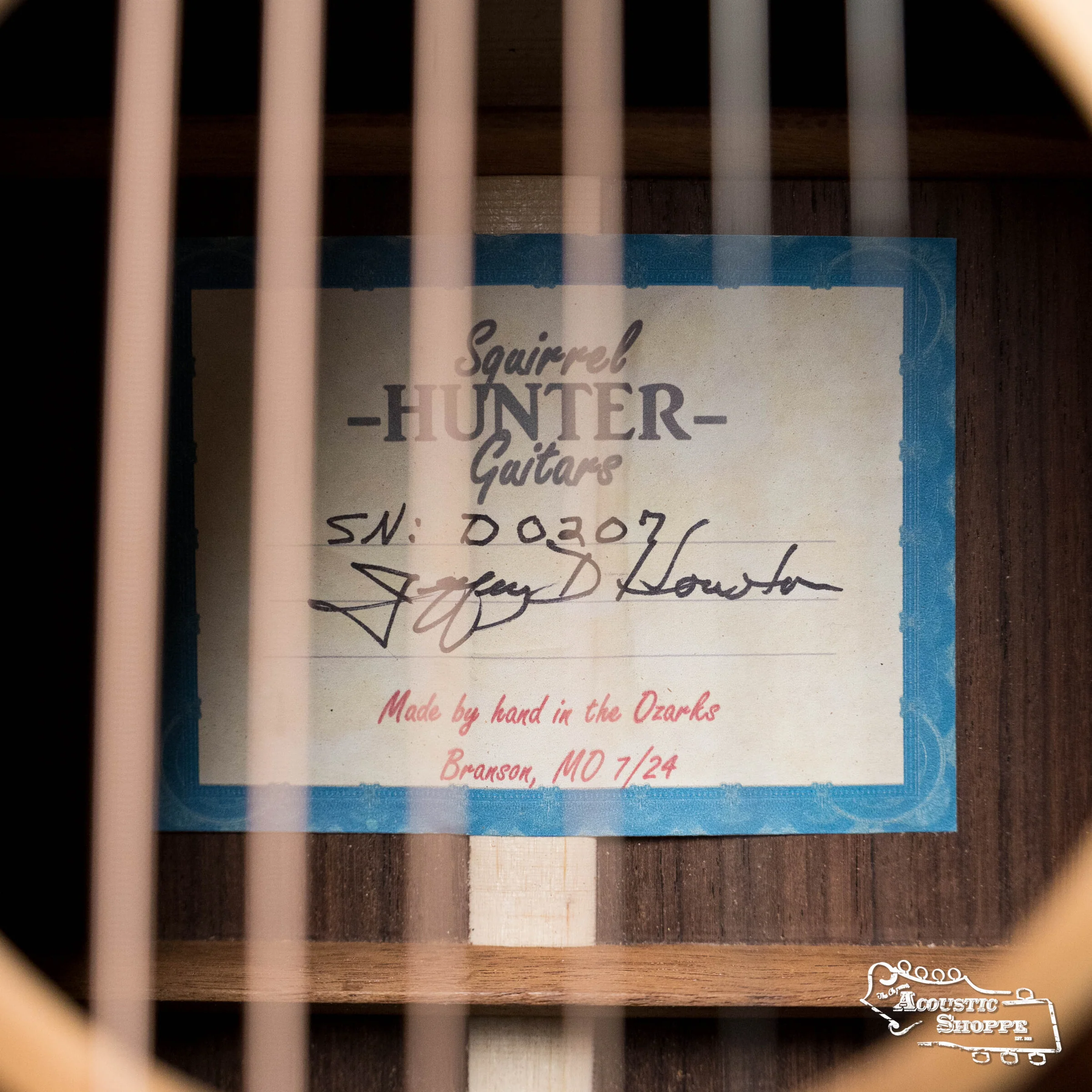 Squirrel Hunter Rosewood Dreadnought Sitka Spruce/ East Indian Rosewood- Local Luthier Showcase - Image 4