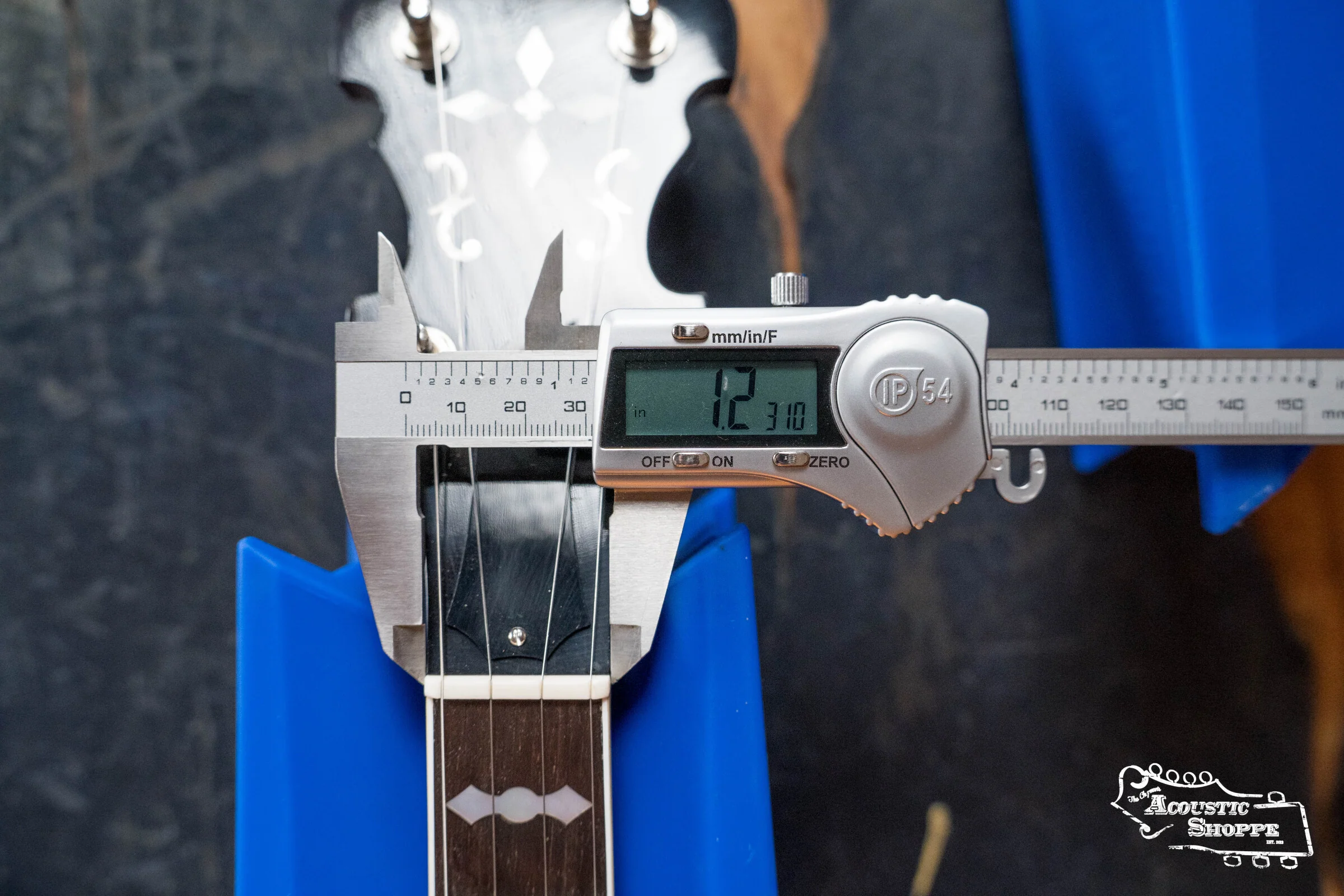 Sullivan American Classic 75 "Leaves and Bows" Pattern Mahogany Resonator Banjo #0241 - Image 15