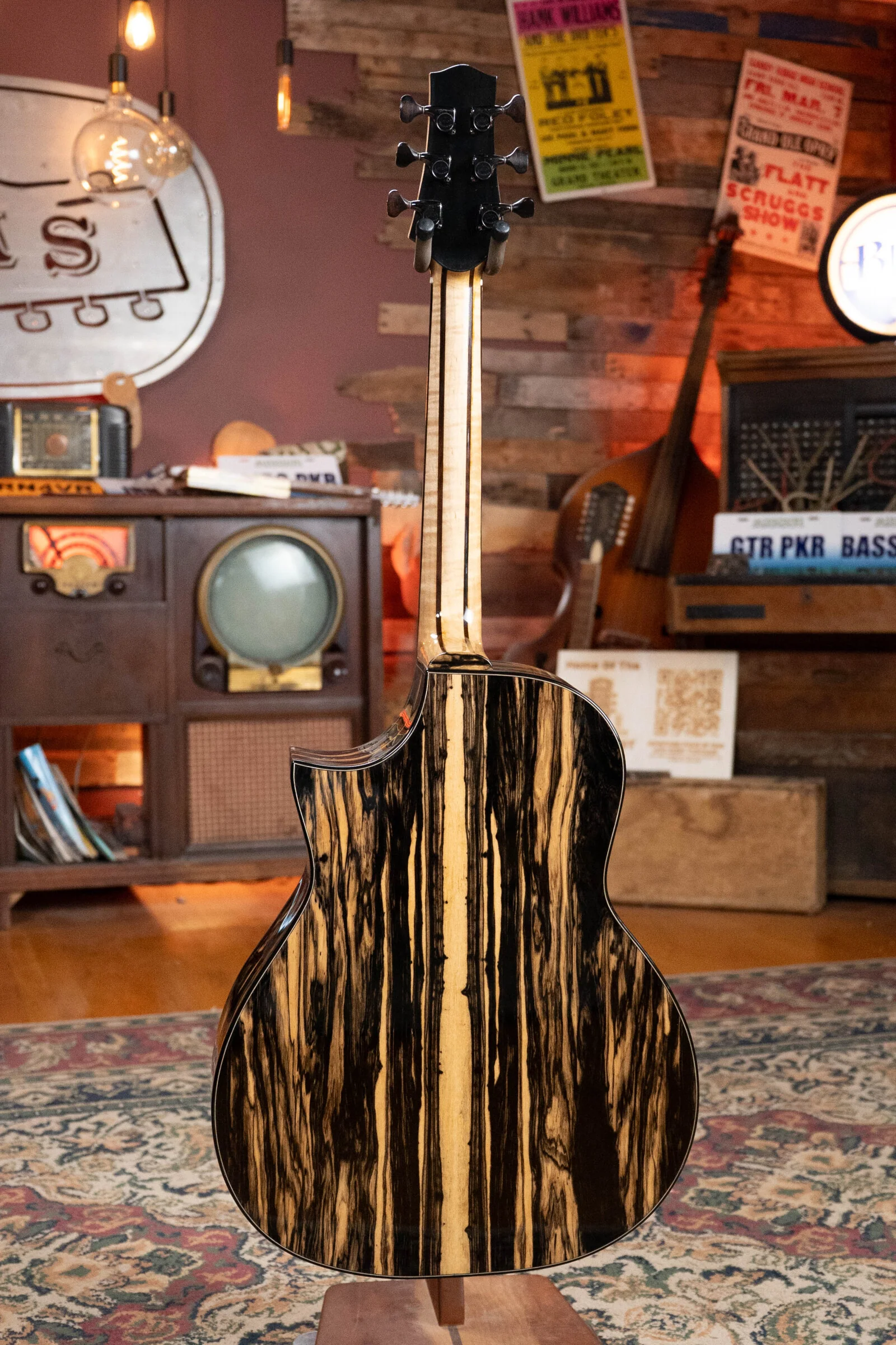 (Used) 2015 Kinnaird Red Lady Bear Claw Sitka/Black & White Ebony Slope Shoulder Venetian Cutaway Dreadnought Guitar w/K&K Pickup #0153 - Image 17