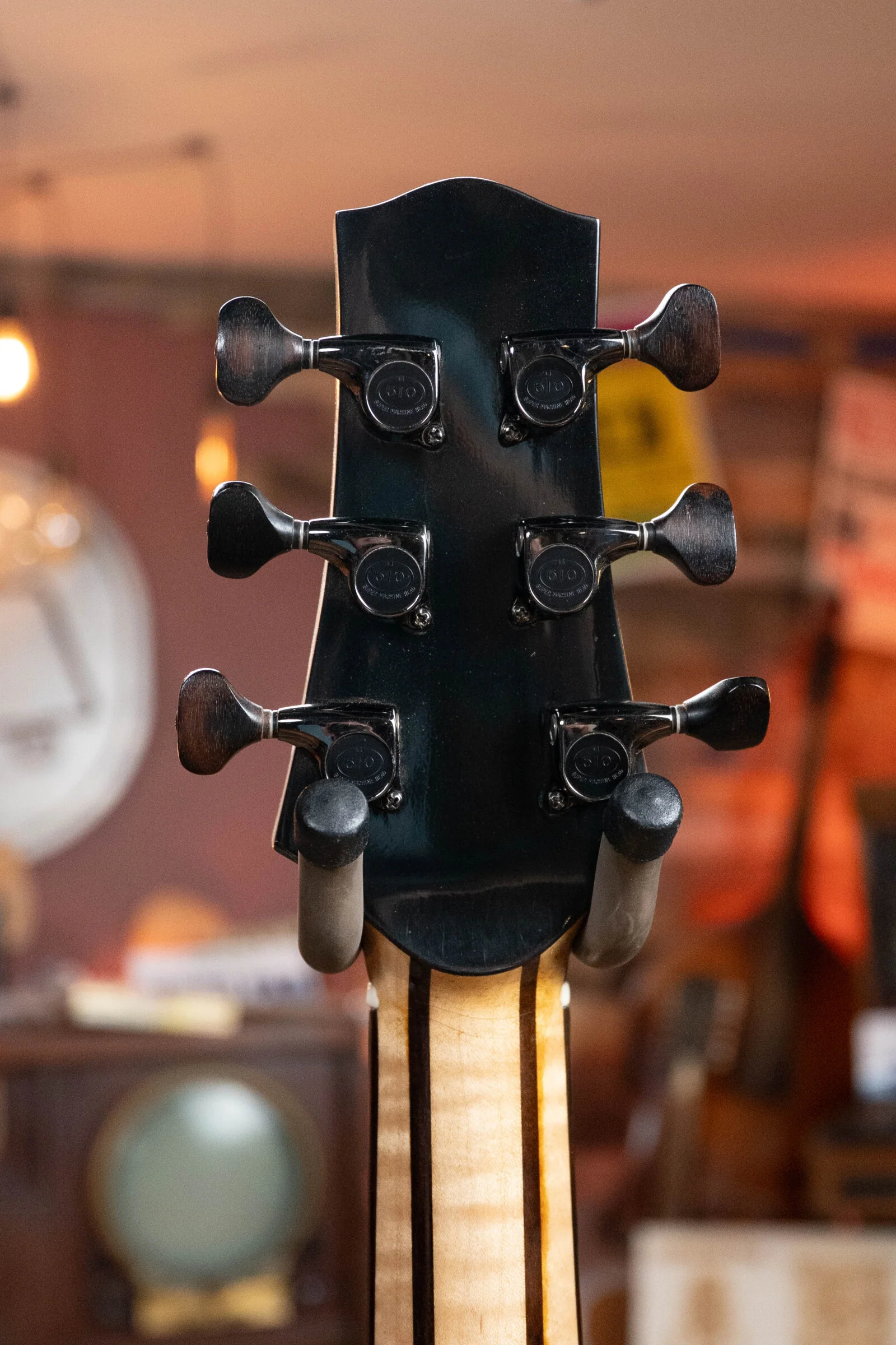 (Used) 2015 Kinnaird Red Lady Bear Claw Sitka/Black & White Ebony Slope Shoulder Venetian Cutaway Dreadnought Guitar w/K&K Pickup #0153 - Image 24