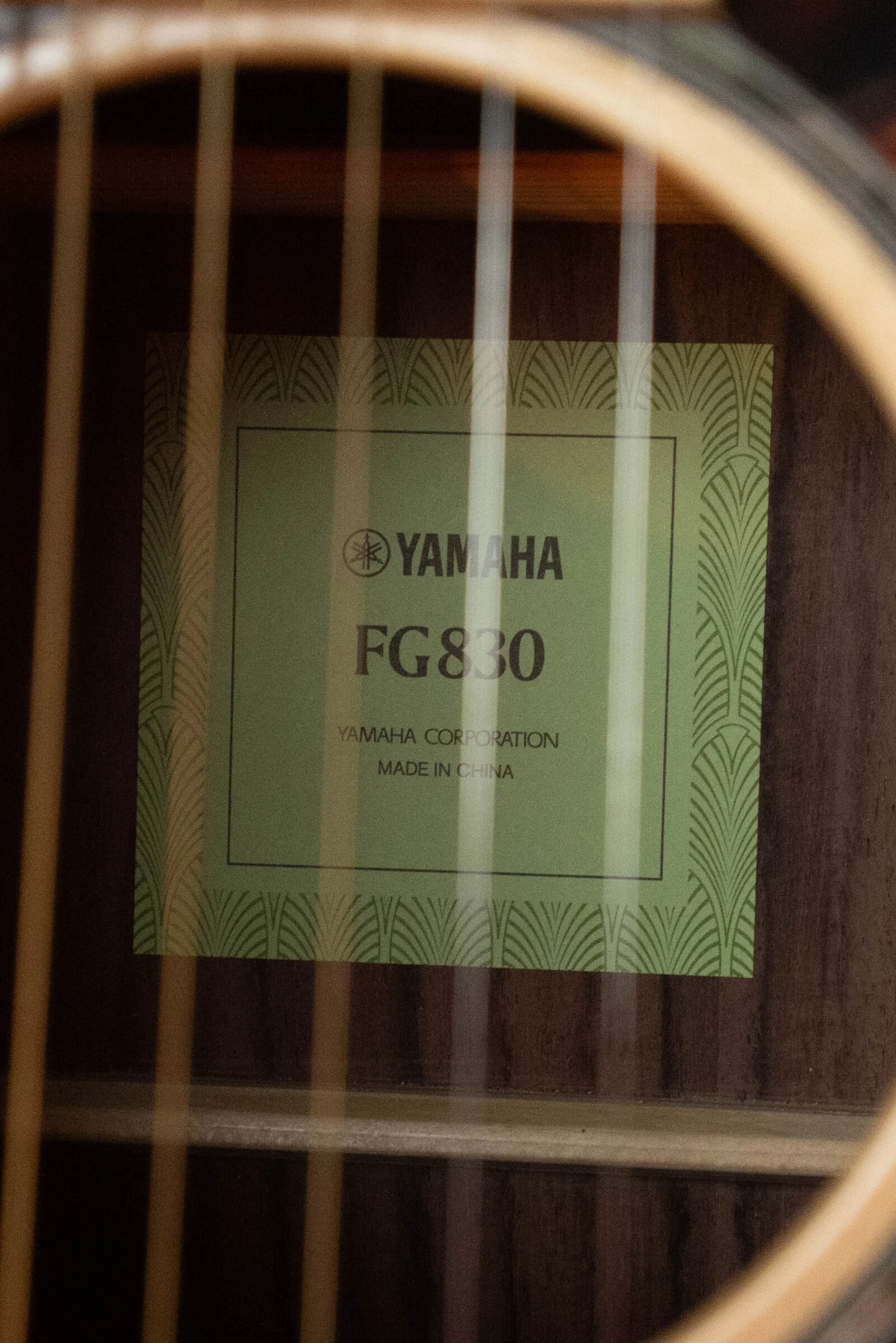 Yamaha FG830 Spruce/Laminate Rosewood Natural Dreadnought Acoustic Guitar #0600 - Image 3