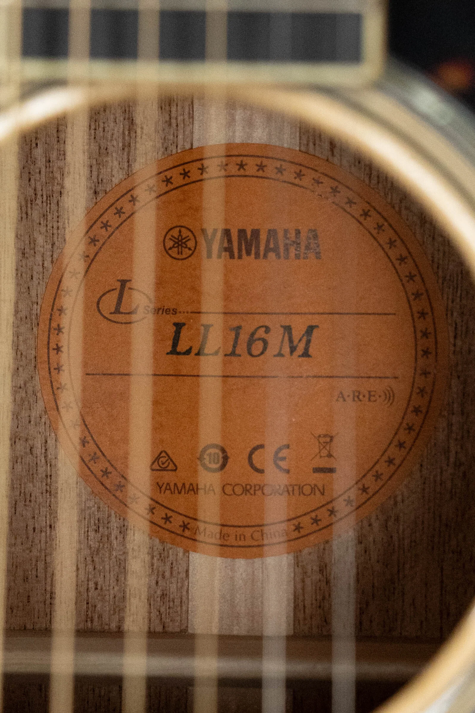 Yamaha LL16M ARE LL Series Engelmann/Mahogany Original Jumbo Acoustic Guitar w/ SRT Zero Impact Pickup #0487 - Image 3