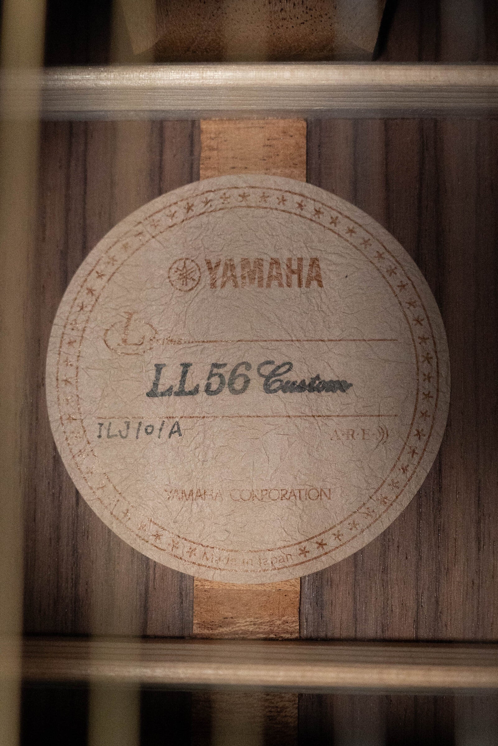 Yamaha LL56 A.R.E Engelmann Spruce/Indian Rosewood Slope Shoulder Dreadnought Acoustic Guitar #101A - Image 3
